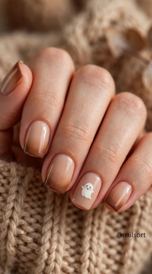 Cute Ghost Short Nails