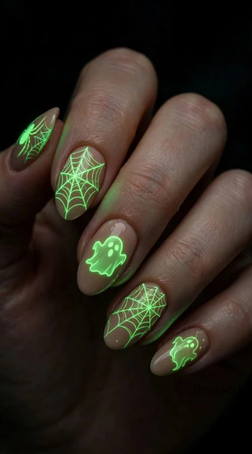 Glow-in-the-Dark Halloween Nails
